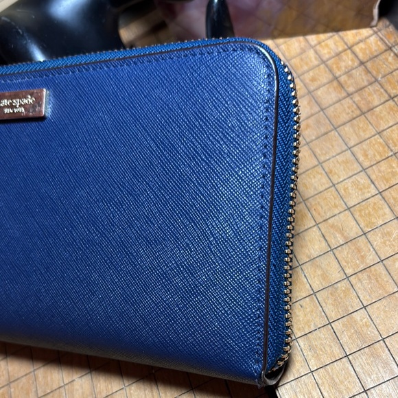 kate spade Safiano Leather Wallet Navy Dark Blue Zip Around 8”Lx4.25”Hx1”H - Picture 6 of 17